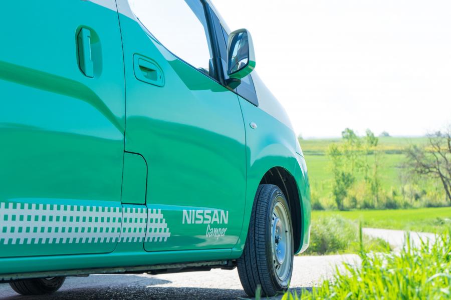 Детали экстерьера Nissan NV200 Camper 2018 года  (фото 2 из 4)